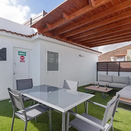 One Life One Dream Gran Canaria Апартаменты *